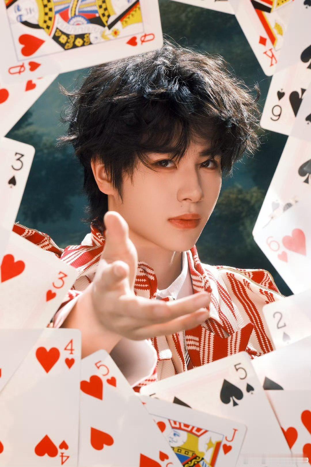 我家那小子姚琛与黄誉博挑战冬泳 姚琛和黄誉博的冬泳挑战，看的人比跳的人还冷，那份