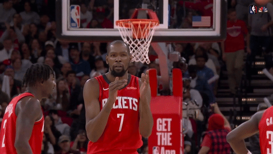 全场比赛结束！！！火箭111-106逆转马刺！马刺vs火箭休斯顿火箭