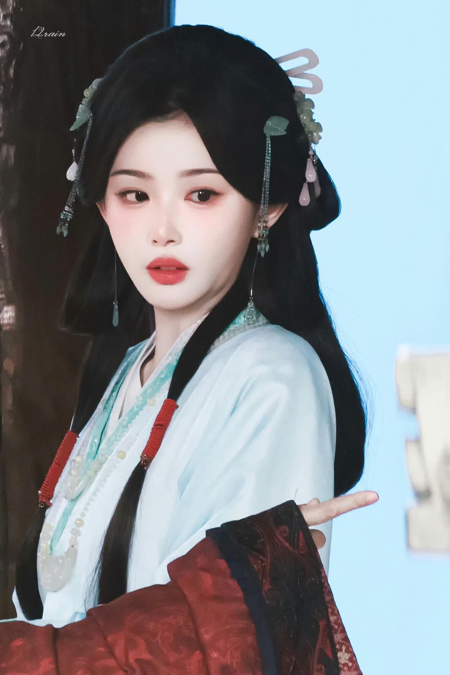孔雪儿将门独后新出妆孔雪儿萌萌的很贴心孔雪儿新妆造美到犯规！古装造型温婉精致，古
