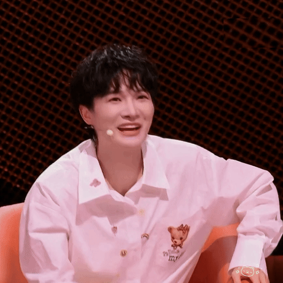 周深 ✨️周深沈阳演唱会 ✨️周深2026深深的巡回演唱会 【小圈跟米子们说晚安