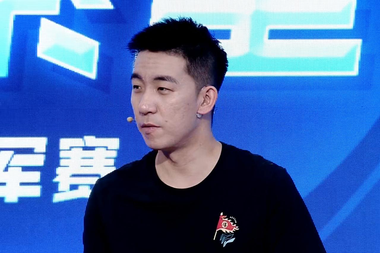 蒯曼3:0零封斯佐，马特为何夸了教练于子洋？

马特说：
于子洋战术制定的太对了
