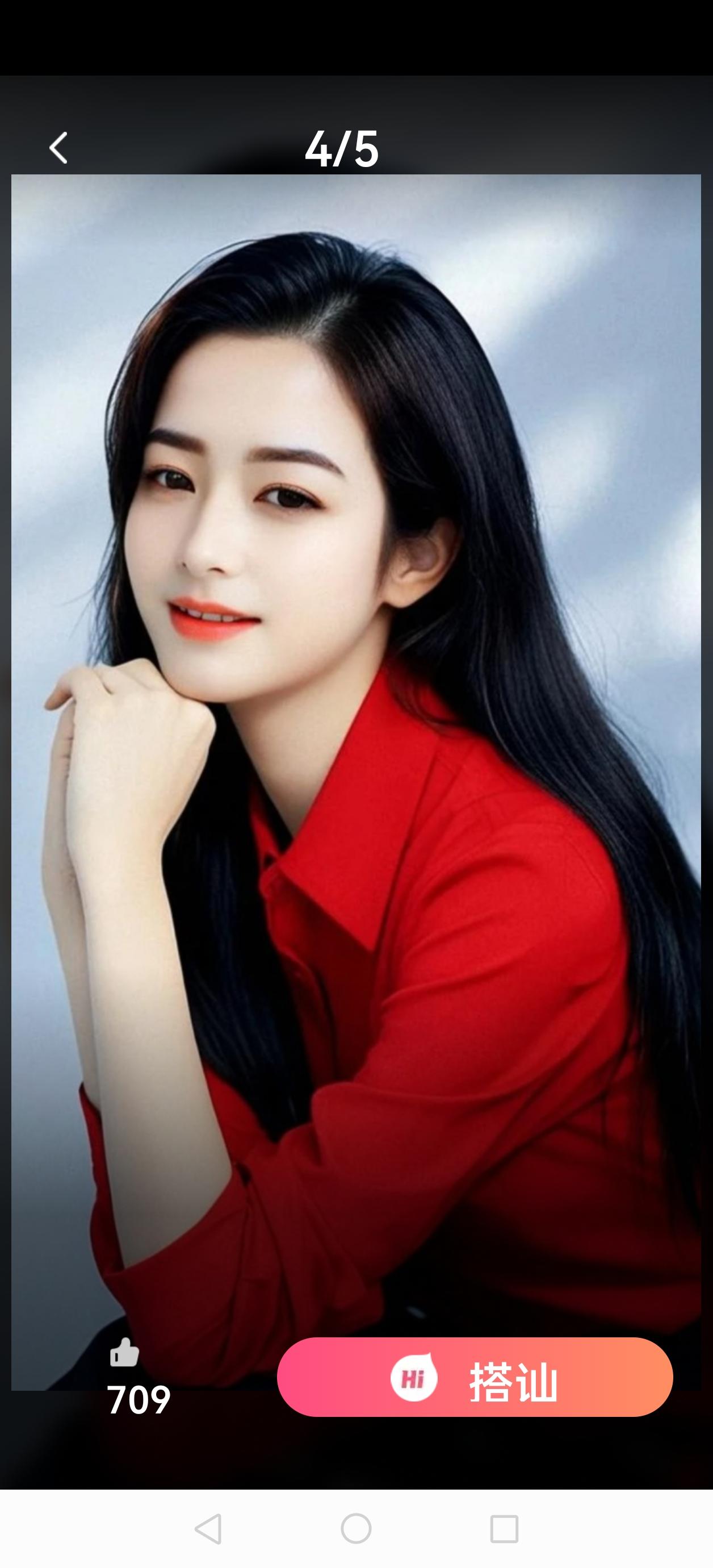 有个学生问我：“老师，我练拳时总看旁边那人别扭——他那个胯根本没沉下去，还整天显