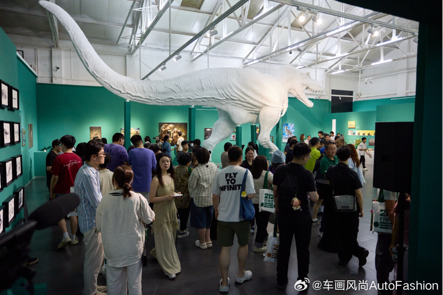 【“212行动志：赵闯和杨杨科学艺术展”在京开幕】7月4日，“212行动志：赵闯