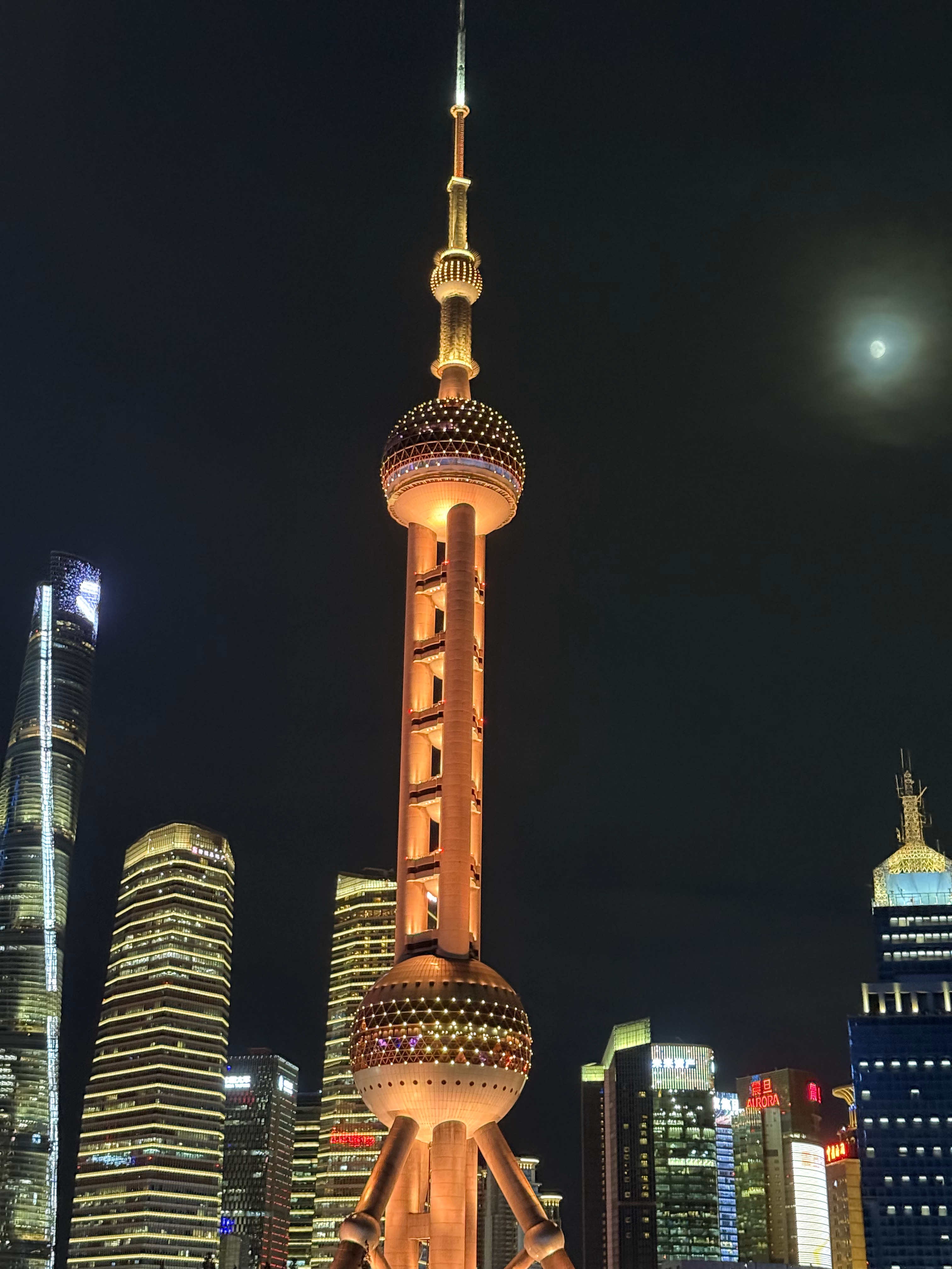 挑战带火箭出差15天之上海站～工作兼旅游小分队抵达上海[可爱]坐游轮夜游黄浦江，