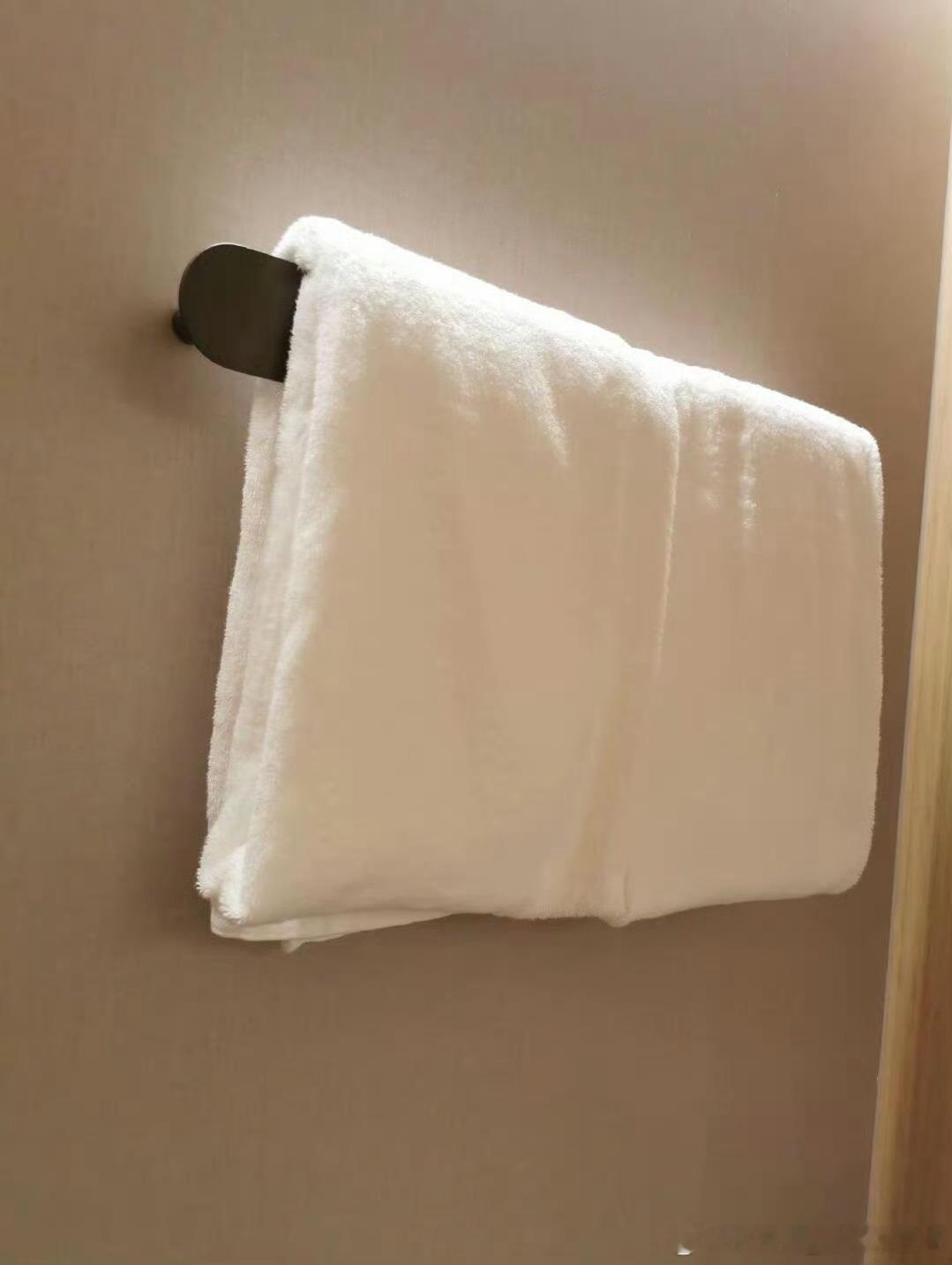 住酒店不带毛巾的人天塌了我觉得还是应该对酒店监管更严格一些，毕竟住酒店是为了方便