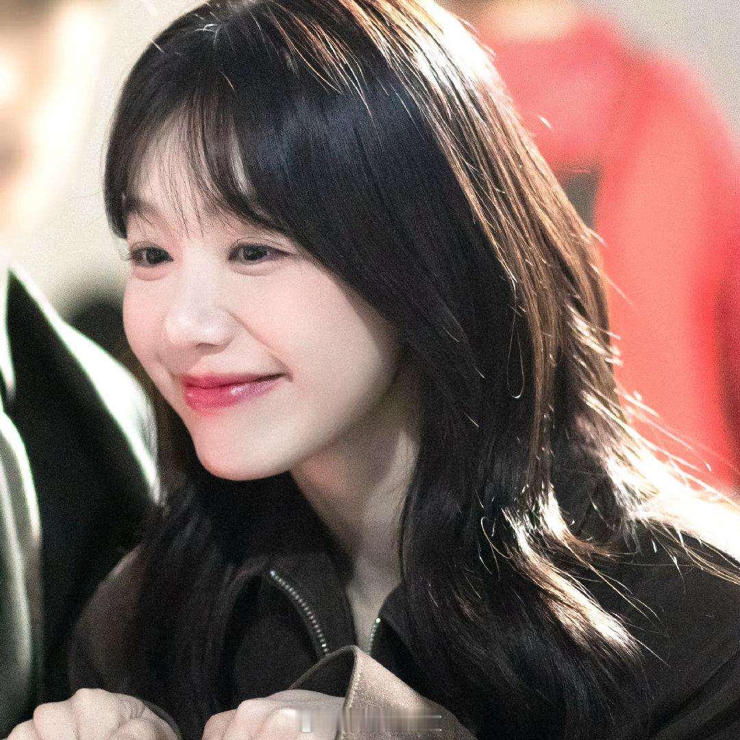 徐梦洁脸势舞徐梦洁emoji脸势舞徐梦洁脸势舞可爱出圈！小彩虹用表情演绎灵动舞步