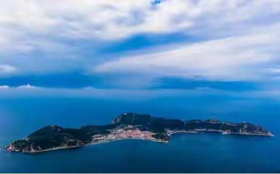 中国高层肯定有高人，层层进逼，一点点往前挤，把主动权抢过来，堪称大师级布局，中国