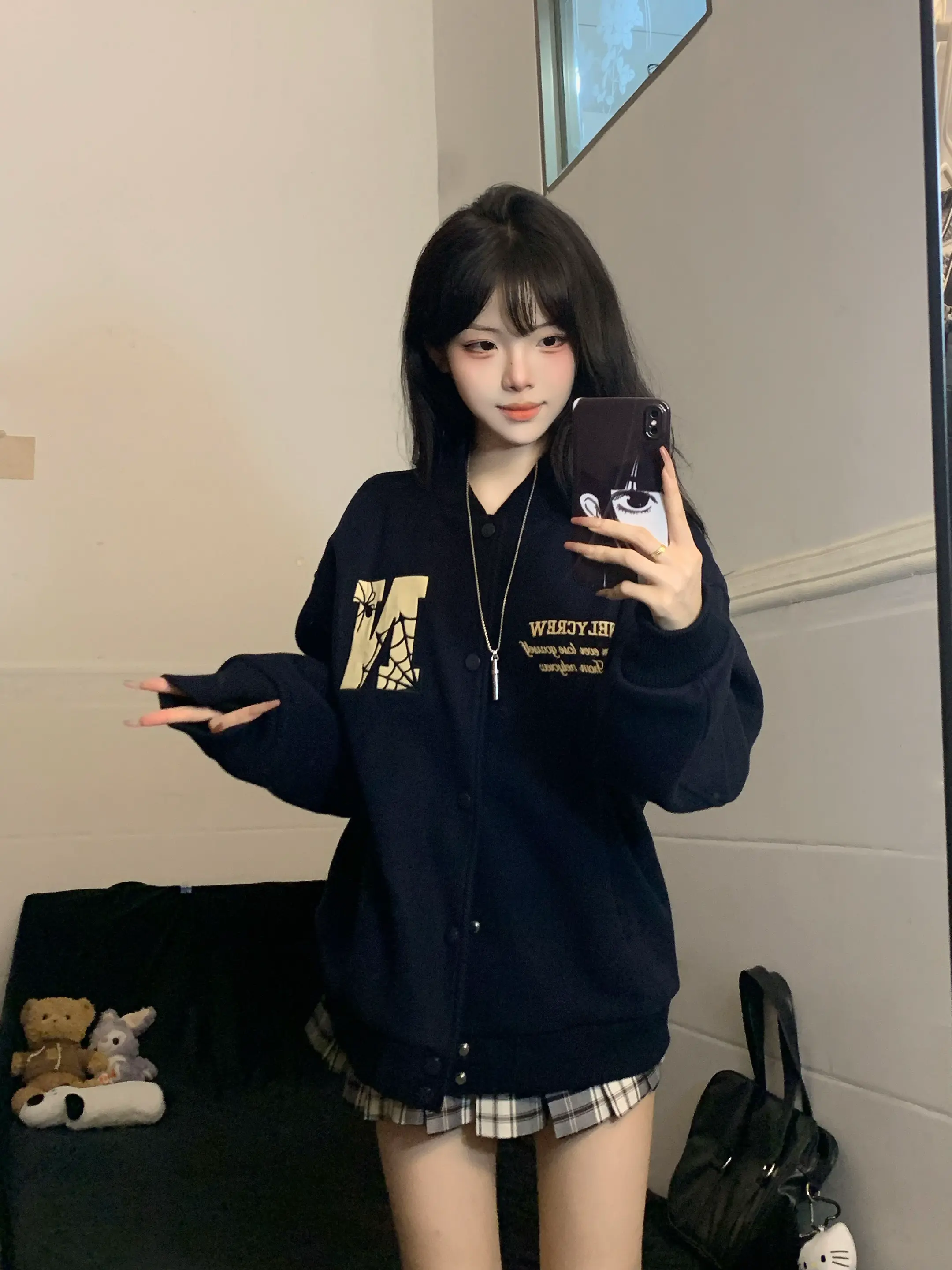 人总是喜欢说反话 试图得到对方的挽留和安慰 好蠢