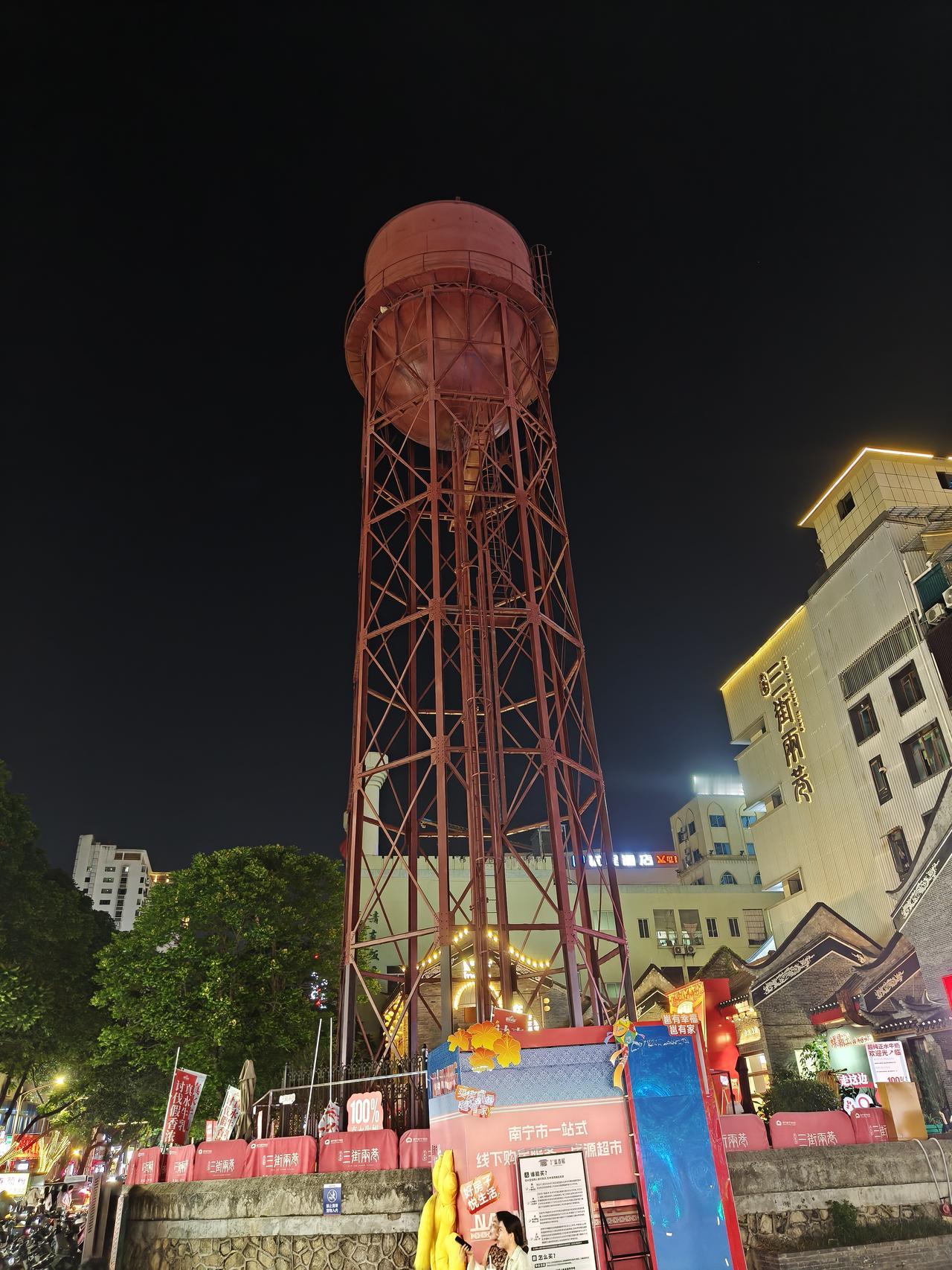 五一南宁游玩，青秀山去看了，人多，动物园丢那星去看了，人多，亭子码头游船坐了，人