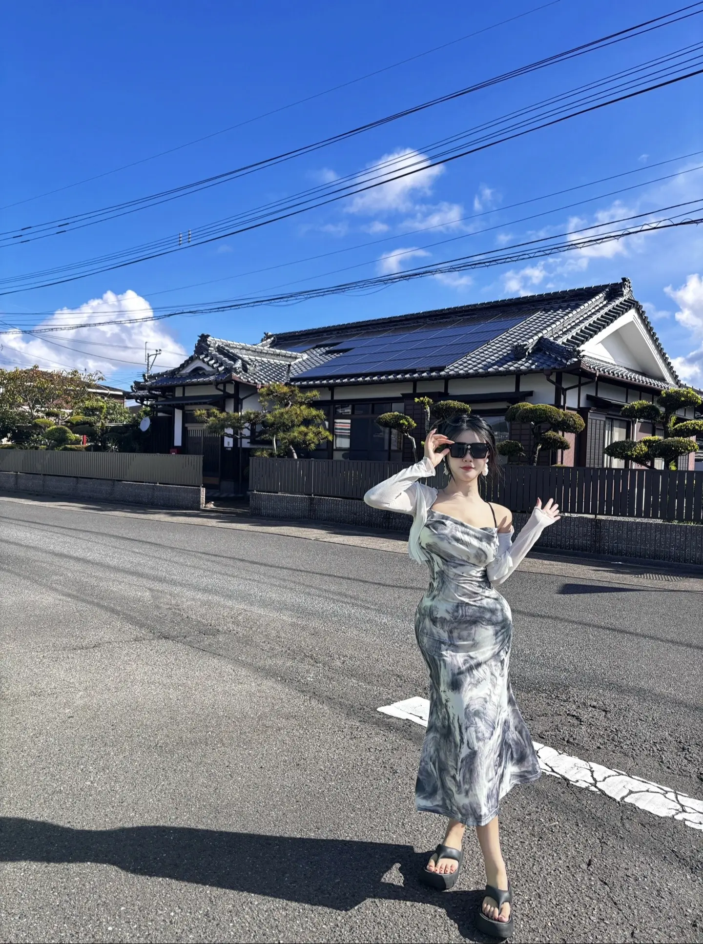 触碰天空。