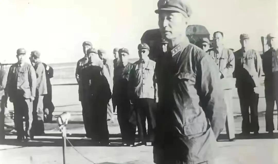“救命恩人，您还记得我吗？”这是1984年张爱萍在访美国期间三位美国人向他提出的