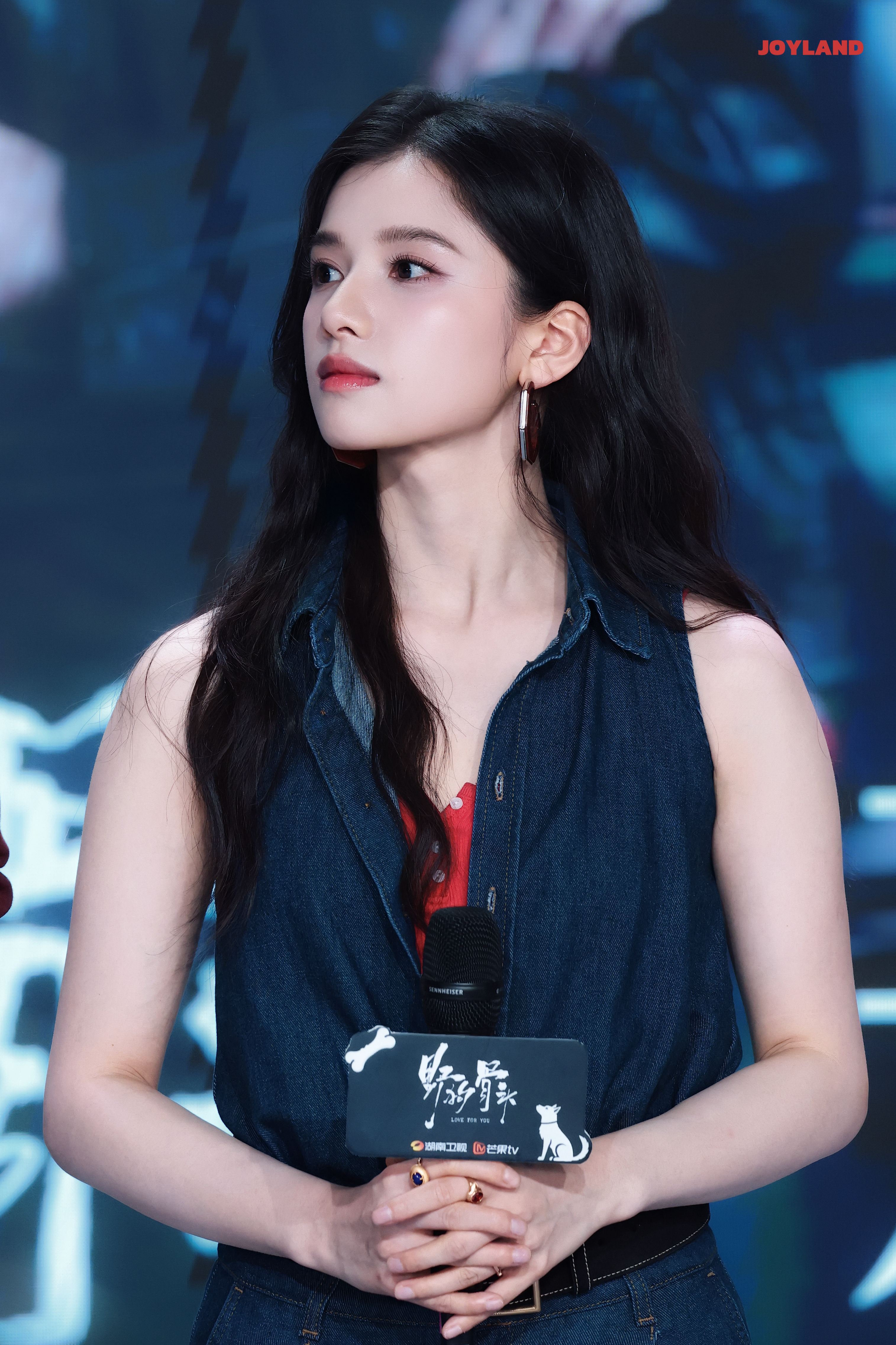 苗靖这个美呀 