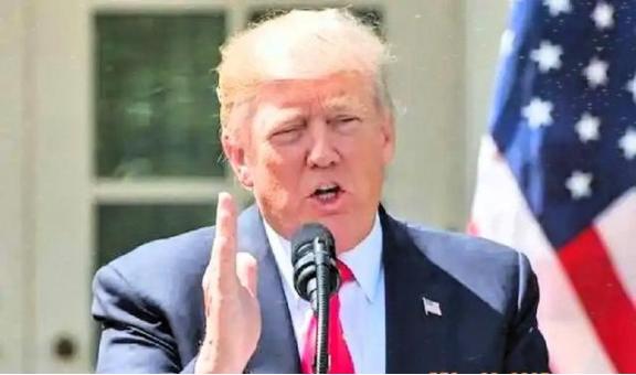 中美两国突然都悟到了：美国发现，只要甩开中国，它就能满世界薅羊毛，谁不服就收拾谁