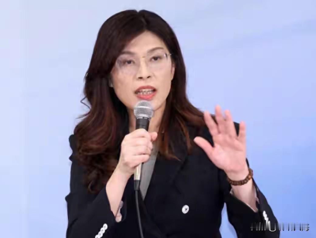 72%的台湾民众都反“台独”，68%的人还力挺郑丽文的硬刚路线，结果赵少康还死抱