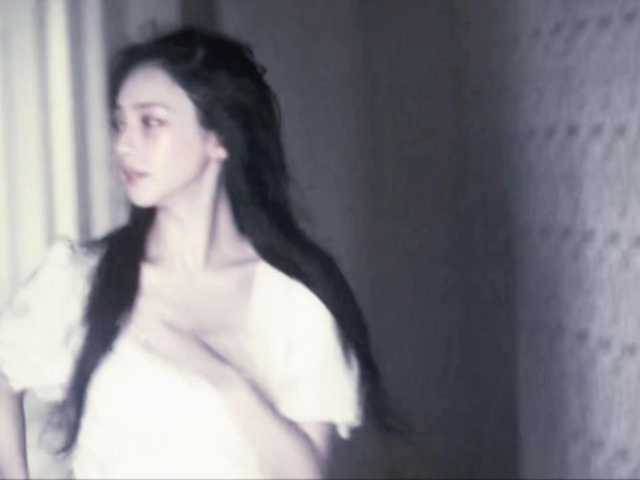 她又一次出现在我的梦里。柳智敏 karina
