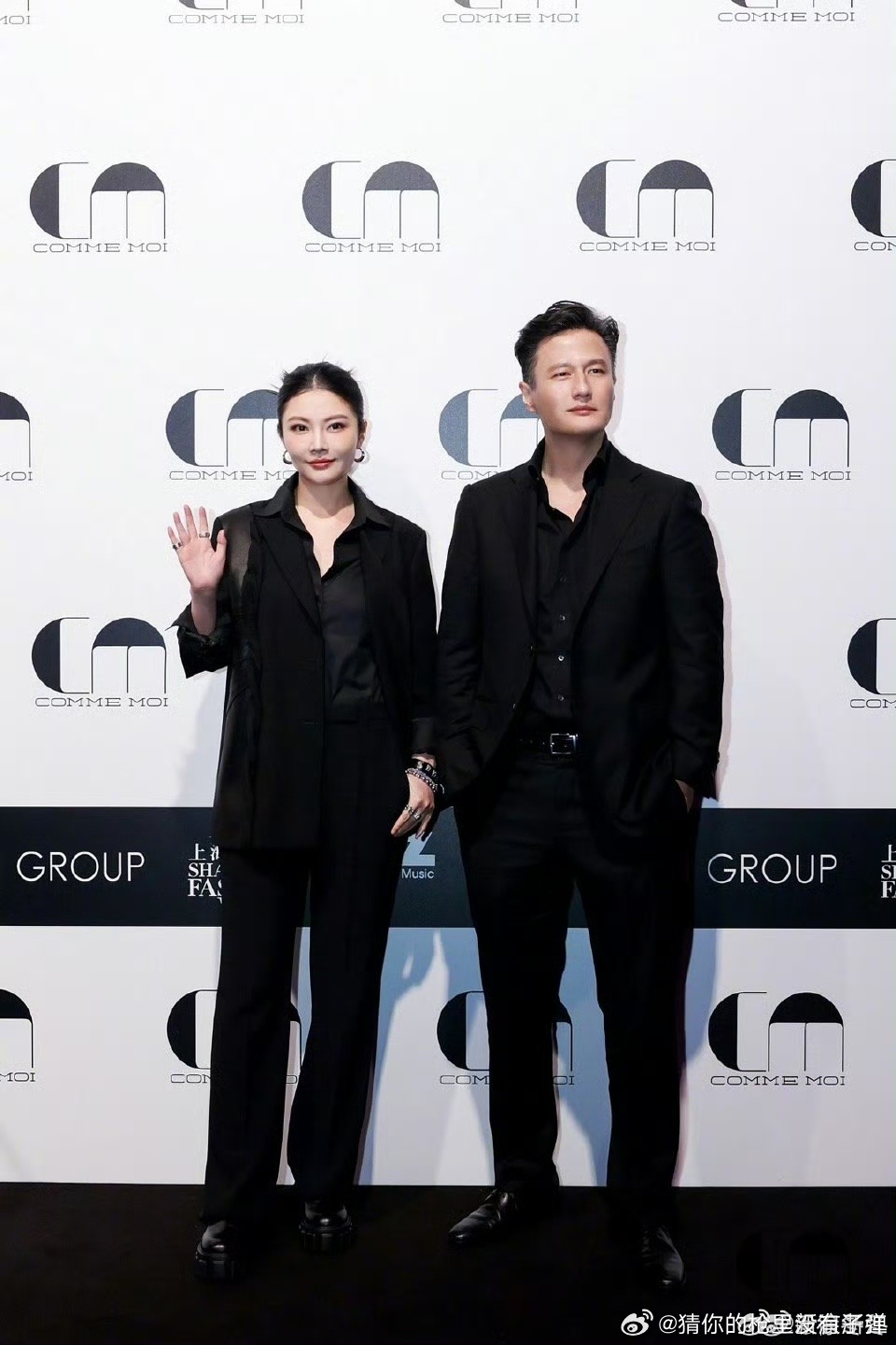 徐冬冬尹子维全黑双A夫妻徐冬冬尹子维有夫妻相了 全黑高级感拉满，徐冬冬尹子维双 