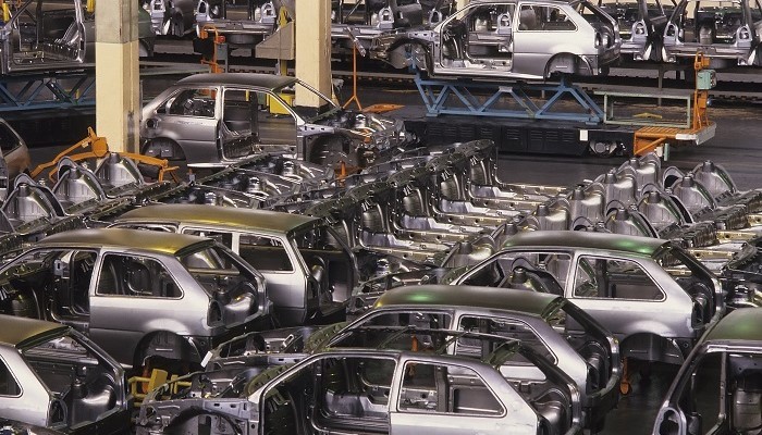 11月，我国汽车经销商库存预警指数为55.6%（同比升3.8个百分点，环比升3.