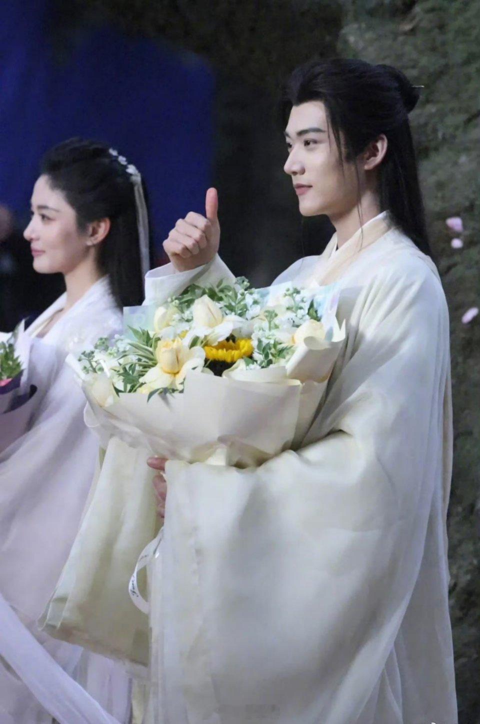 周柯宇赵晴金吾不禁杀青路透周柯宇赵晴金吾不禁路透  《金吾不禁》杀青路透来啦！周