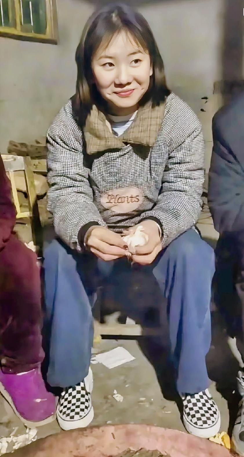 男人的爱喜欢挂嘴上， 女人的爱喜欢放心上。生理喜欢男女都忍不住，区别只是在于：女