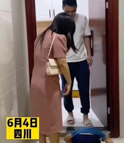 2023年6月，一名男子跳下河成功将一个落水的孩子救起。第二天，孩子的母亲带着一