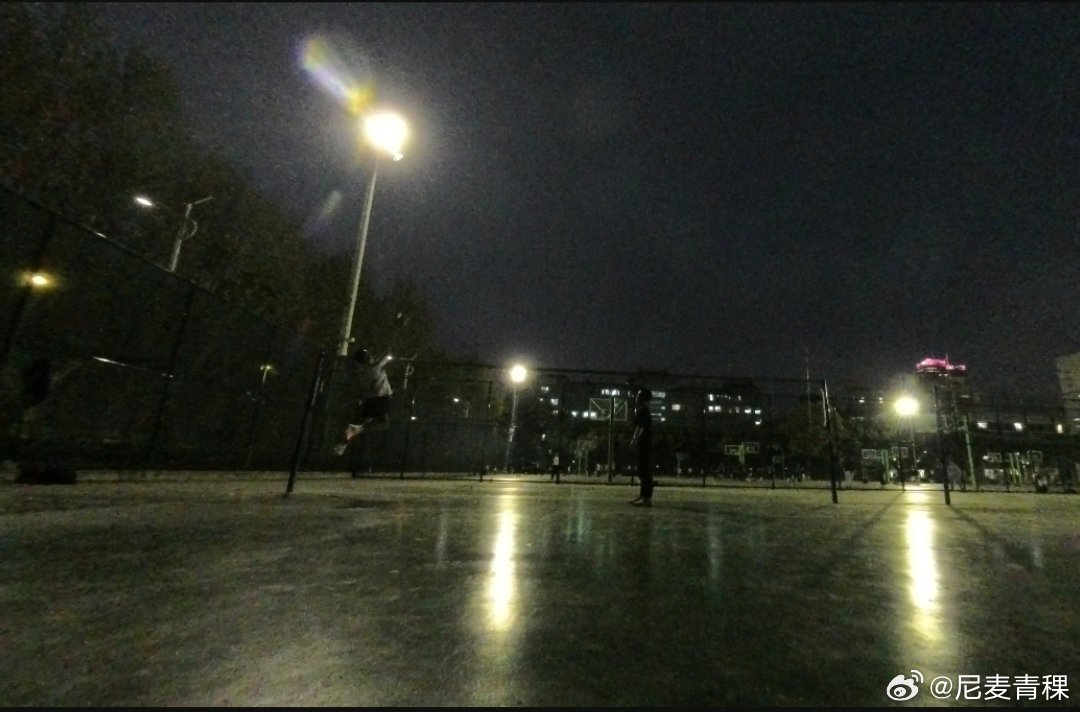 我用小灵通都比insta拍的清楚