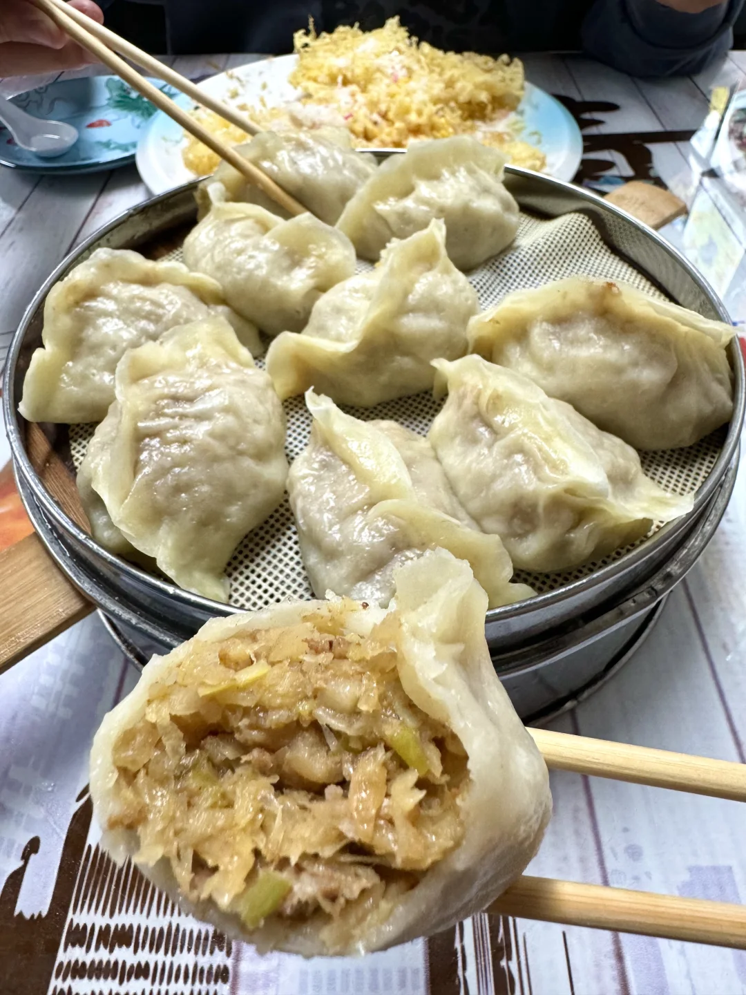 北京！！酸菜油滋啦蒸饺！！好好吃！！