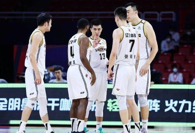 #篮球##cba# CBA常规赛已经落下大幕，辽宁男篮队史第3次获得常规赛冠军。