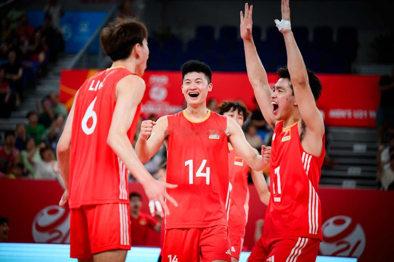 2025年U21男排世锦赛小组赛A组第四轮：中国vs美国第一局：26-24大比分