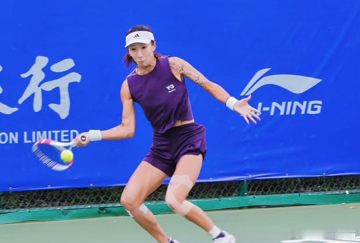 【迪拜W100】女单首轮高馨妤🇨🇳以6-3/3-6/6-1击败资格赛突围的?