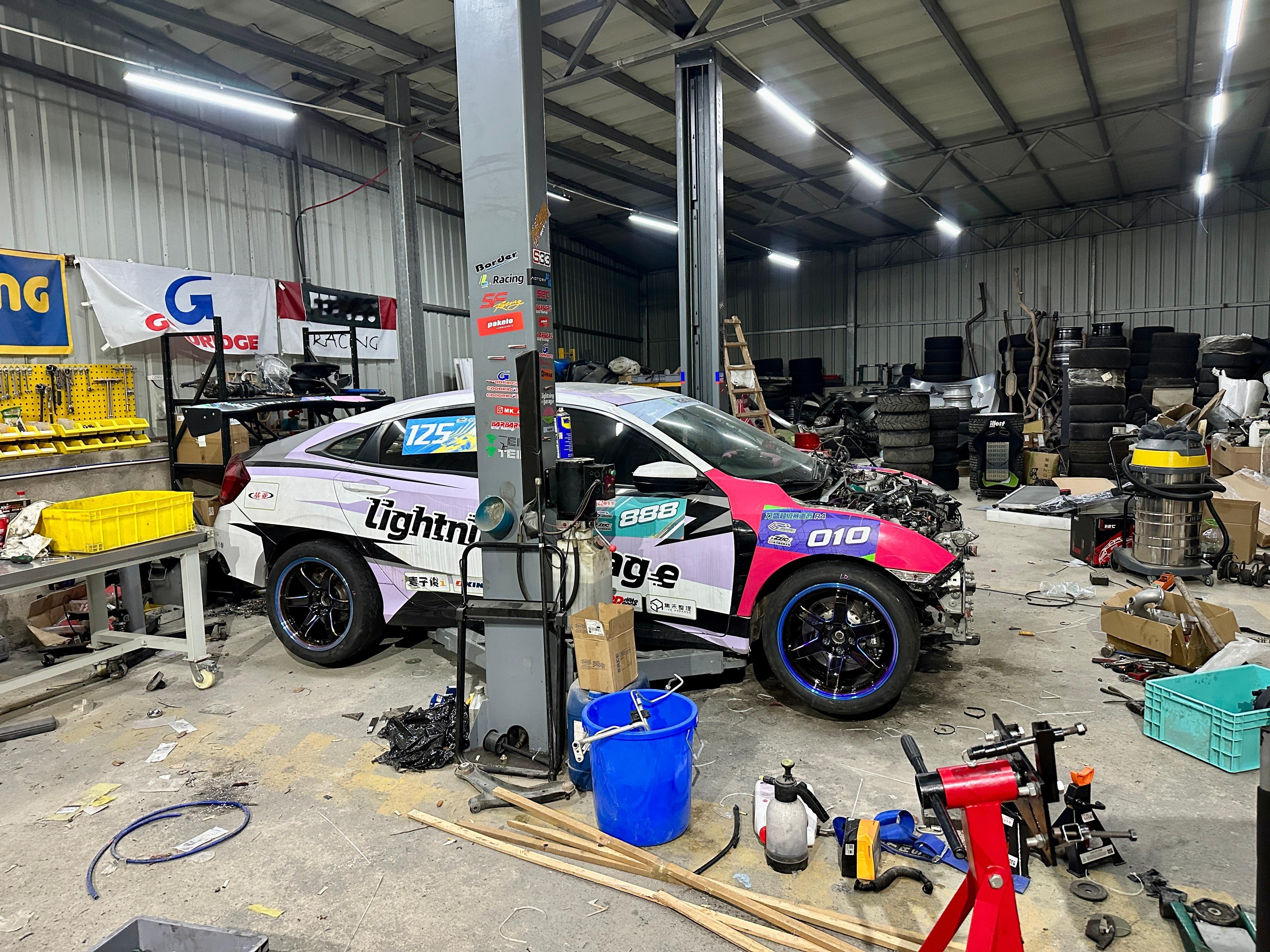 新鞋。宽体大概要5公分。