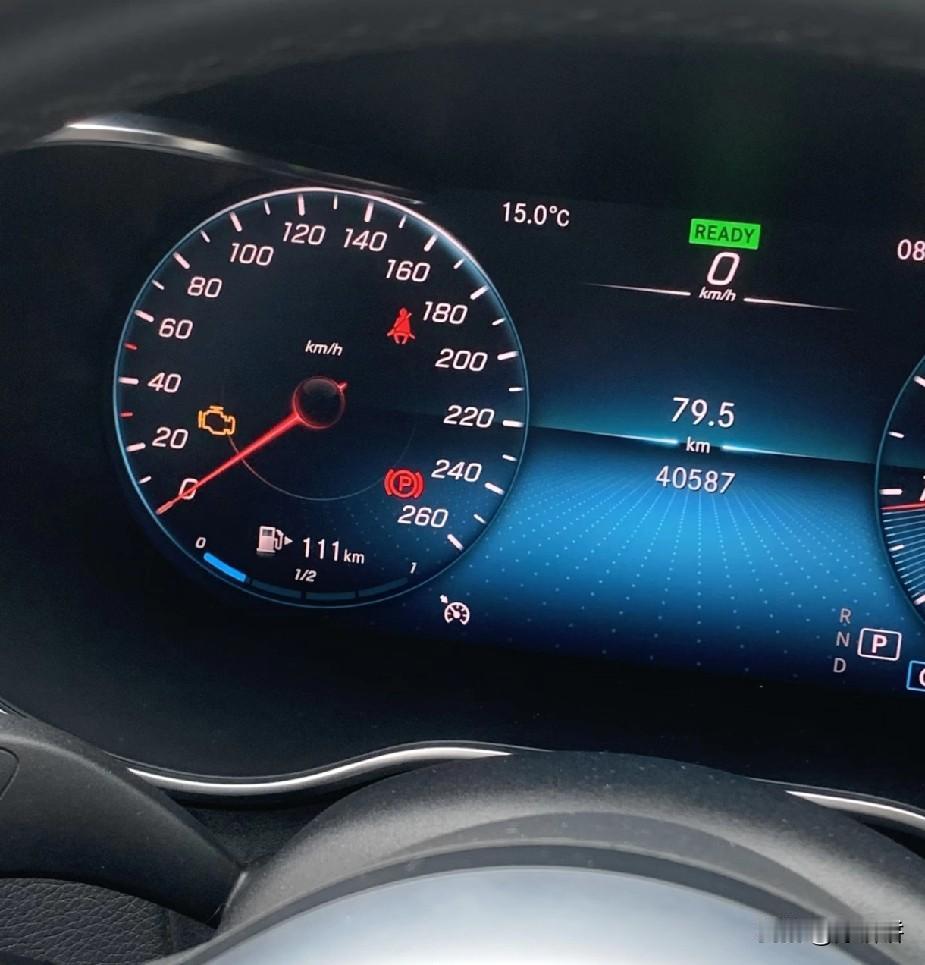 加油一定要去正规国有加油站加油，否则就会像我一样，一直显示发动机故障，修了5次才