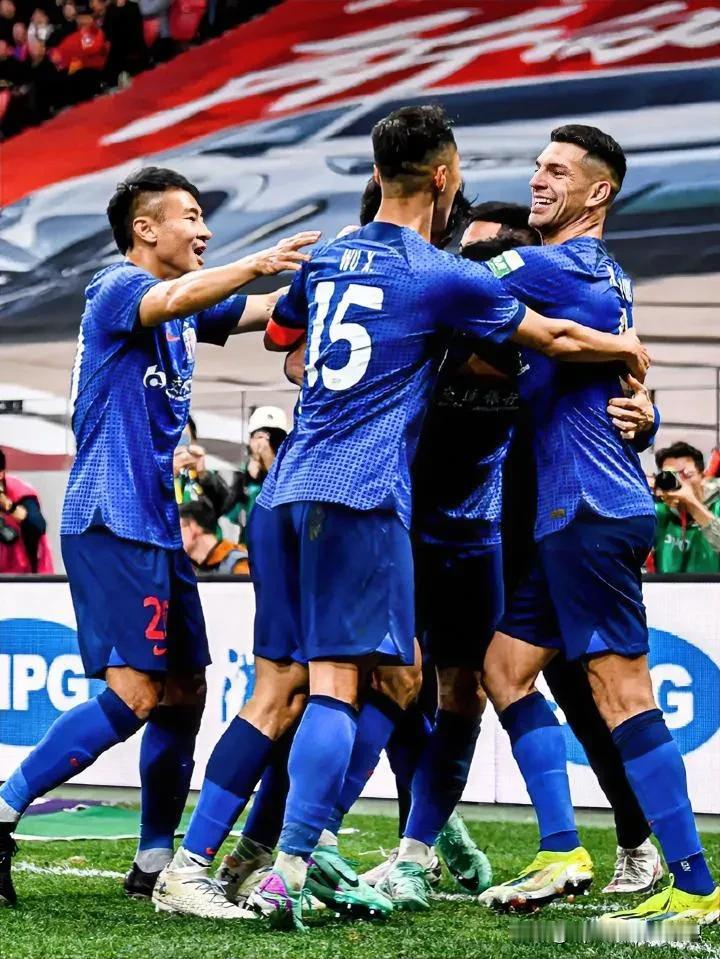 中超联赛第二十四轮战报，最新积分榜:
[排名][球队][胜平负][进球/失球][