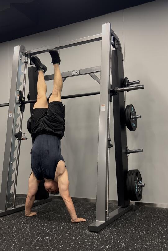 听说打工人健身房很乱！