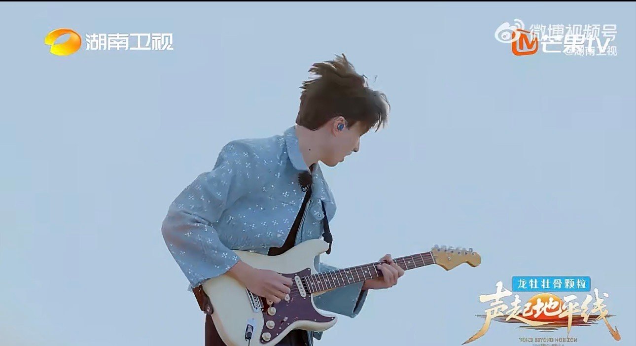 谁被这对兄弟的舞台狠狠戳中了 迪玛希带弟弟出道神奇地平线