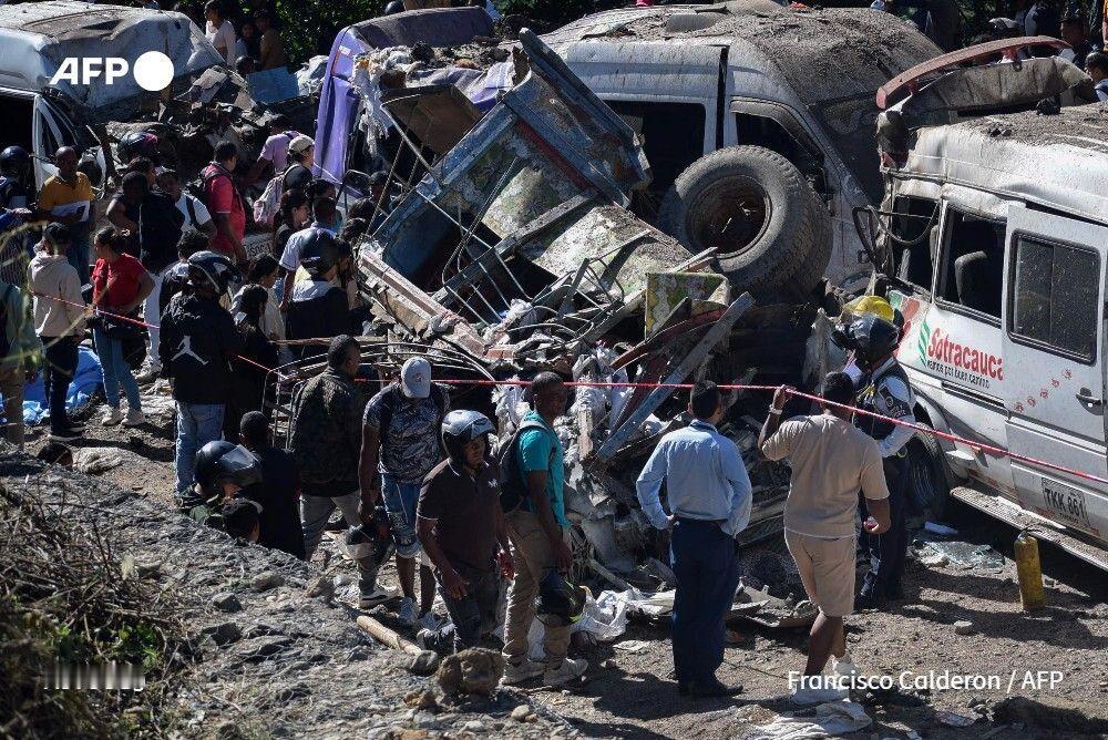 新闻快讯：哥伦比亚西南部发生重大炸弹袭击
 
核心事件：2026年4月25日（周