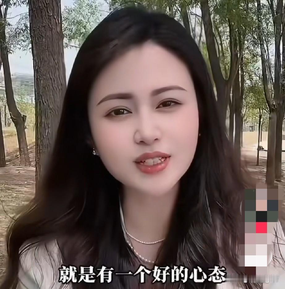 少吃一点，才是瘦的开始，肥胖的人，就是吃多了，只要少吃，即使“满汉全席”，也不会