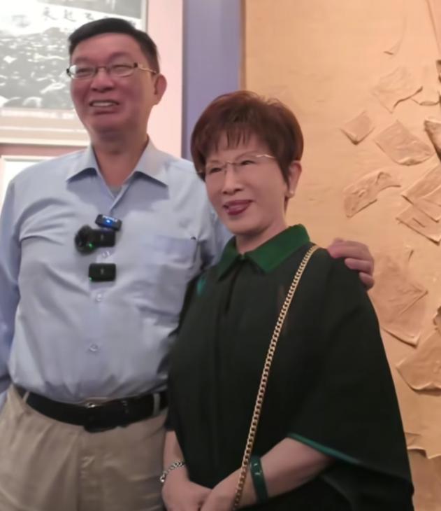 去大陆参加阅兵要丢退休金？


台湾当局若以参加大陆阅兵为由取消退休金，
这种手