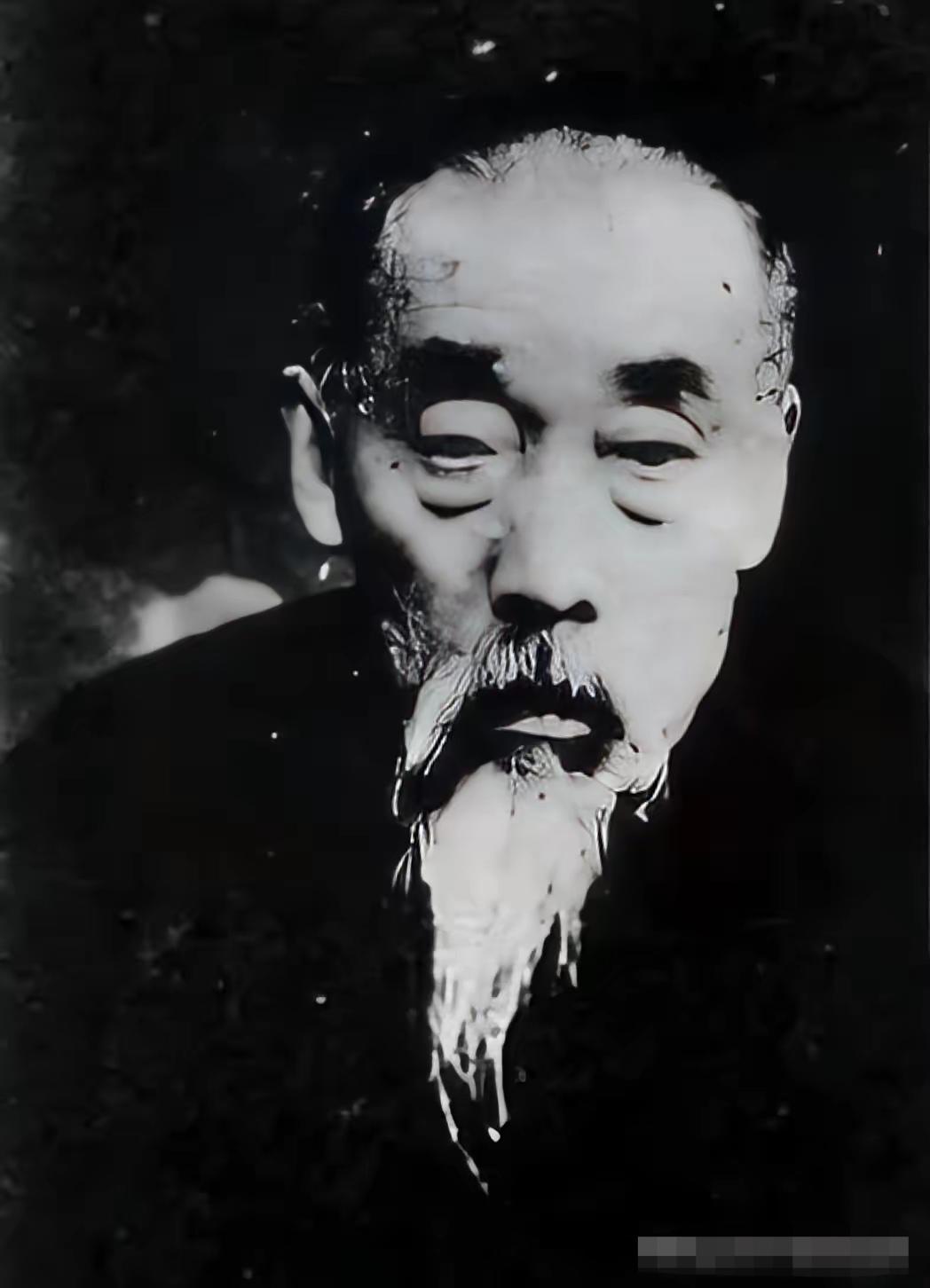 1938年春，因遭叛徒冯全礼出卖，72岁的抗联老交通员李升不幸被捕入狱。

那年