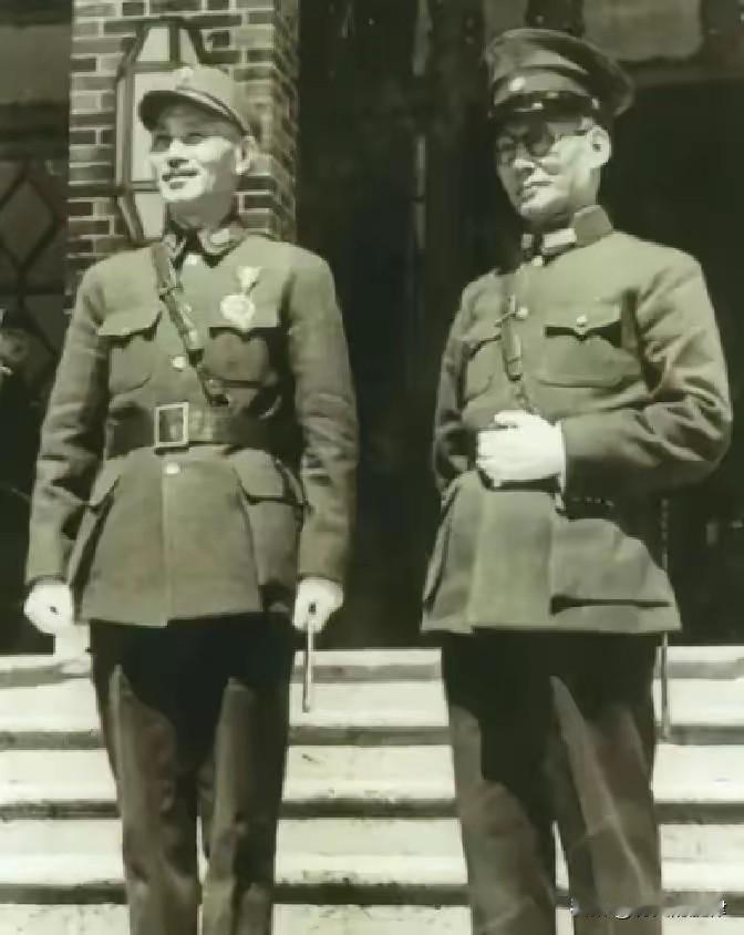 1947年，“云南王”龙云之子南京车站被抓，无人敢帮，唯有白崇禧仗义出手
 
1