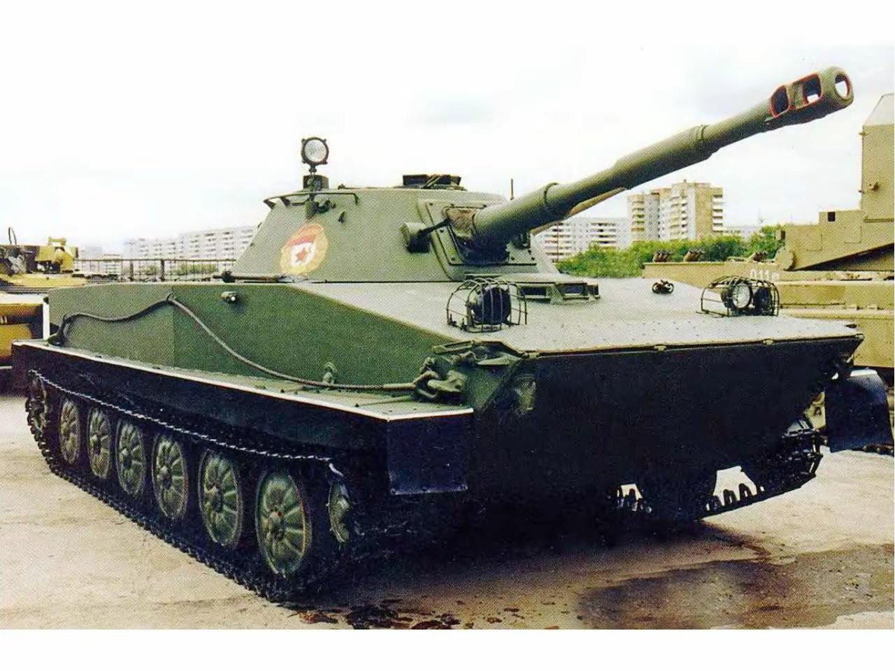 PT-76浮渡坦克。国家：苏联类型：浮渡坦克服役/生产时间：1951年长度：69
