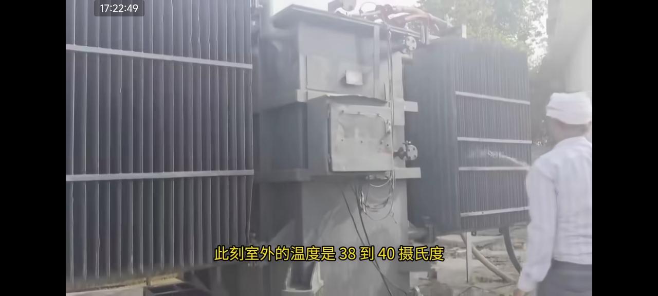 看印度工人这样给变压器降温还能上新闻，只能感叹他们技术不够，做事真的很胡闹敷衍。