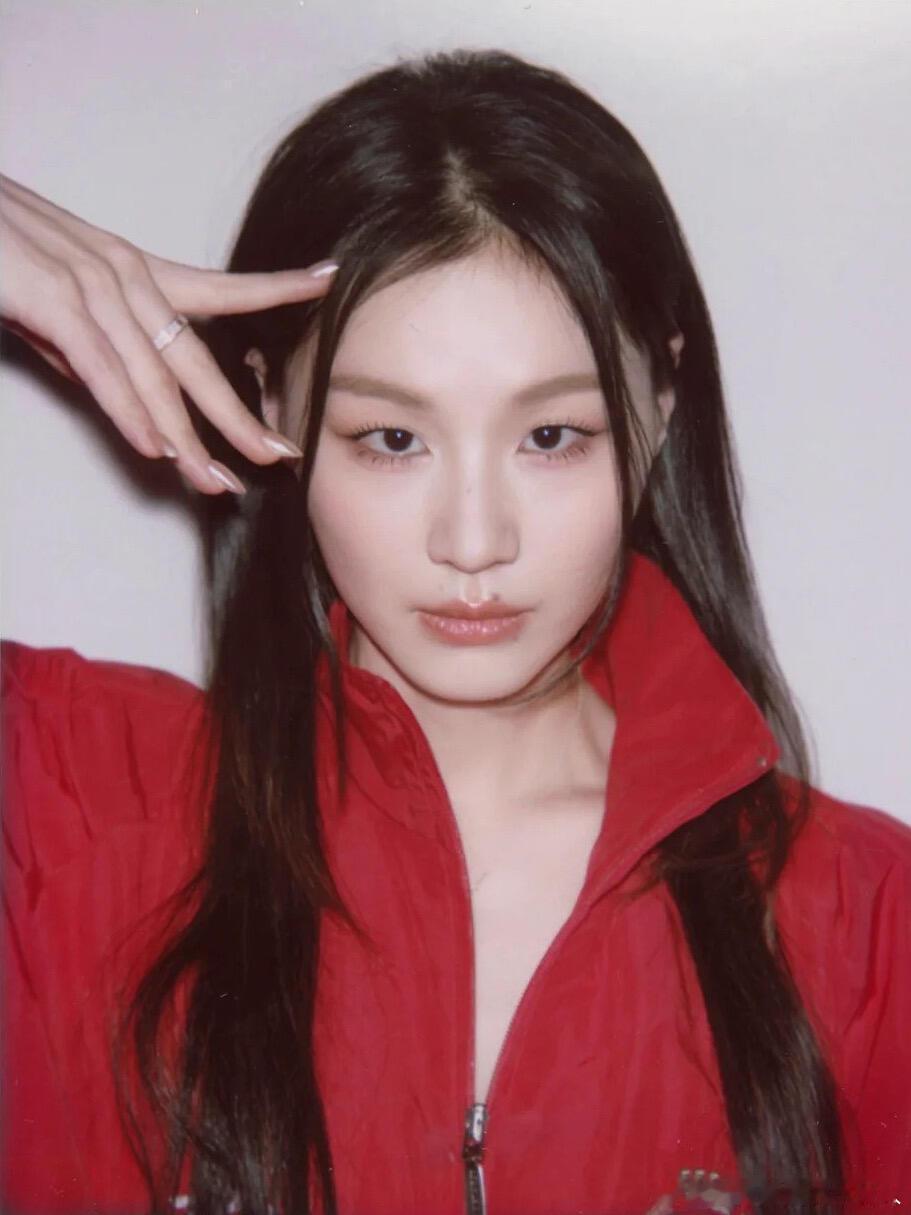 金靖太懂女生了 找到金靖越来越美的原因了 谁懂啊！金靖的美商真的高到离谱，她懂的