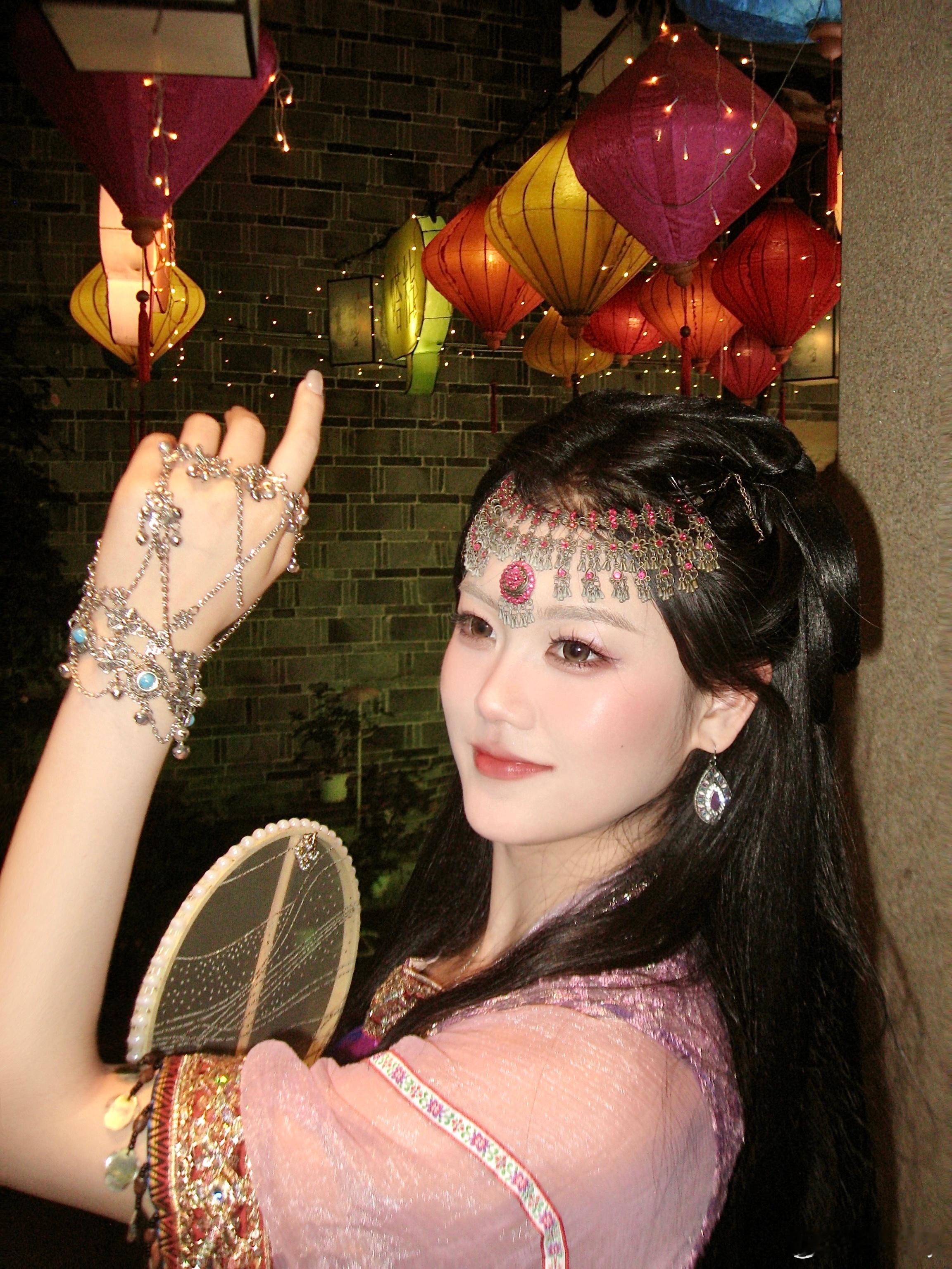 “我十六了，留芳” ​​​