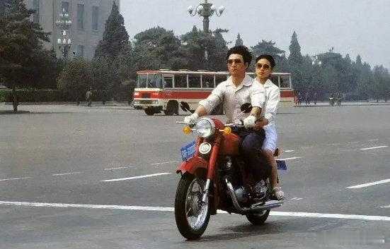 1983年的北京！这在当时属于什么段位！ 