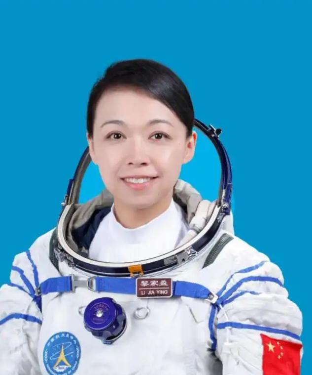 香港首位航天员成功入驻中国空间站！历史性时刻！5月25日凌晨，中国空间站迎来了一