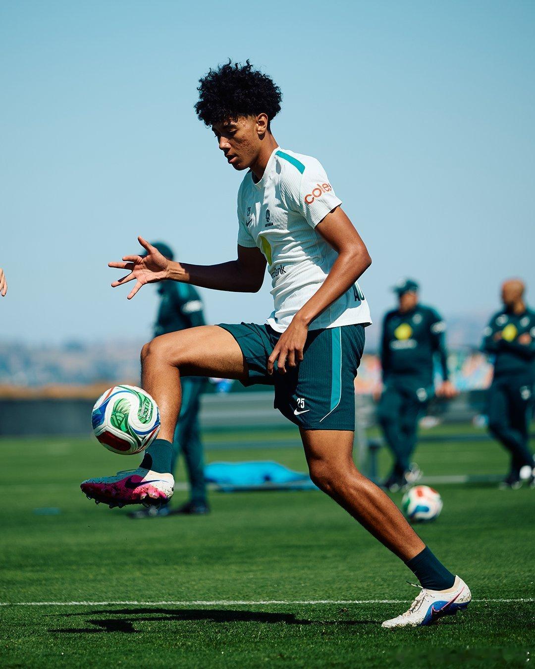 澳大利亚队近期训练的图组：GoSocceroos2026美加墨世界杯世界杯
