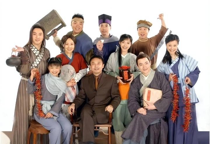 看到武林外传全员大合照，佟掌柜、白展堂、郭芙蓉、吕秀才……这些角色可都是老熟人，