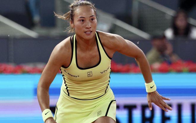 相同的剧本，不一样的原因：郑钦文再败莱巴金娜，止步马德里１６强

　　一觉醒来，