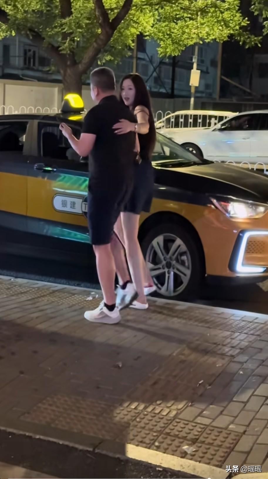什么样的家庭能教出这么优秀的女生