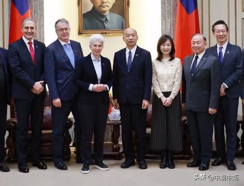 台立院院长韩国瑜今（2日）和民进党立委一起会见欧洲议会团表示，希望欧洲能持续为台